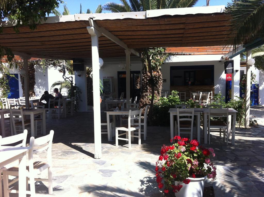 Hotel Plaka Camping Naxos Exterior foto